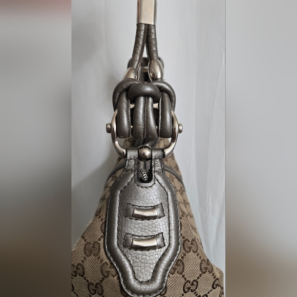 GUC Authentic Gucci GG Beige/ Gray Canvas Techno Horsebit Hobo Handbag - Picture 11 of 16